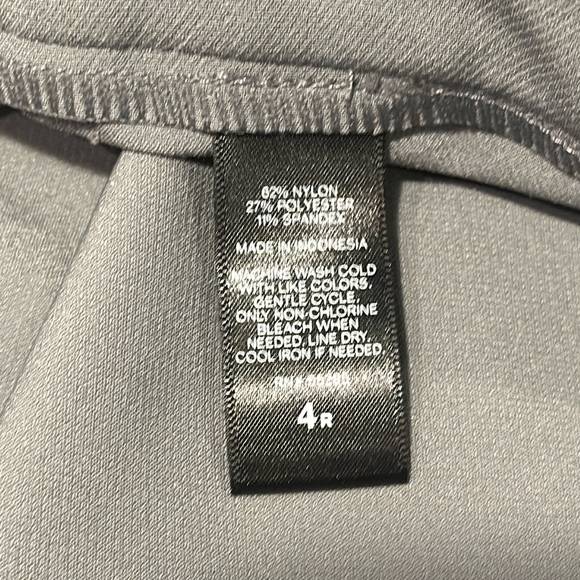 Never worn gray stretch dress pants, back leg seam looks professional and trendy - Picture 5 of 10